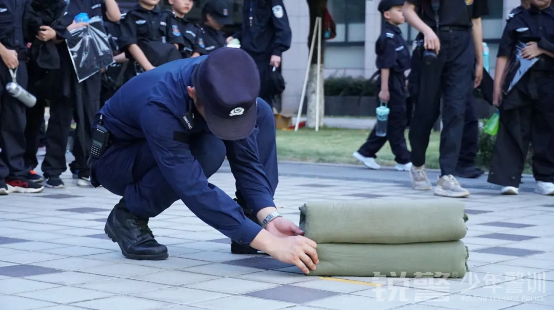 銳警少(shǎo)年(nián)警訓夏令營：揚帆起航，這(zhè)是(shì)一(yī)個(gè)嶄新的(de)開(kāi)始